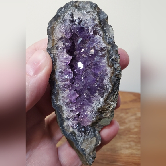 Amethyst Crystals Slice - Picture 11 of 15